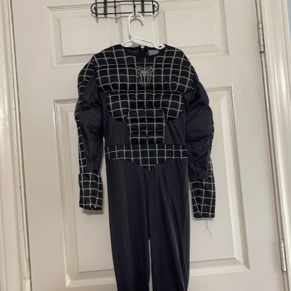 VENOM SPIDER-MAN SIZE 8